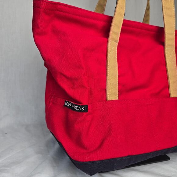 Love Thy Beast Pet Carrying Tote Medium Red & Blue & Tan - Picture 7 of 16